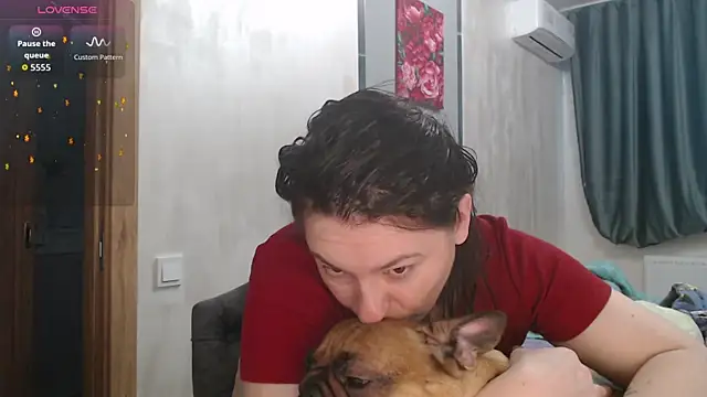 Stacy Davice online show from December 4, 8:24 am