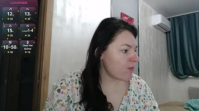 Stacy Davice online show from November 6, 6:23 pm