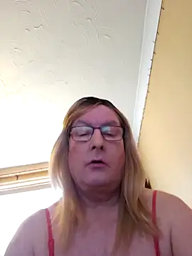 cuminmyknickers online show from April 15, 2:54 pm