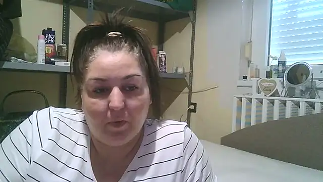 Snapshot of Mileva88 chatting on January 6, 10:57 am Mileva88 online show from January 6, 10:57 am