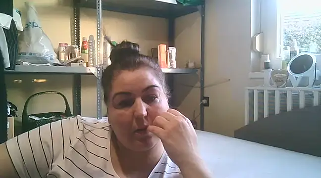 Snapshot of Mileva88 chatting on January 7, 2:30 pm Mileva88 online show from January 7, 2:30 pm