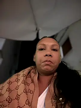 Snapshot of sha_squirt chatting on September 9, 1:38 am sha squirt online show from September 9, 1:38 am