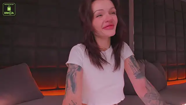 Jill Vega online show from January 17, 4:27 am