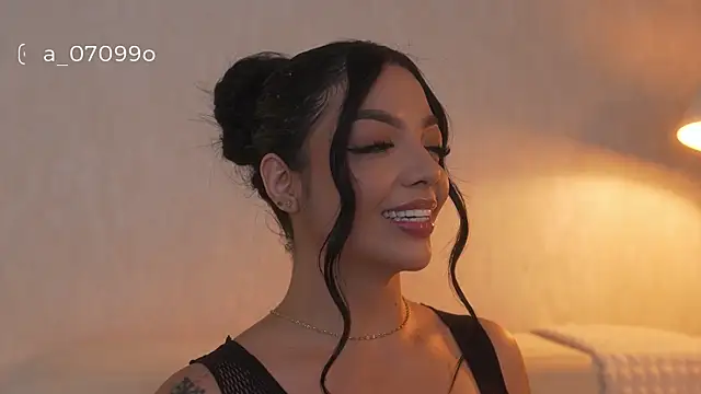 sarah hiill online show from February 21, 11:51 pm