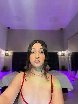 Snapshot of MiahWindsor chatting on June 30, 8:09 pm MiahWindsor online show from June 30, 8:09 pm