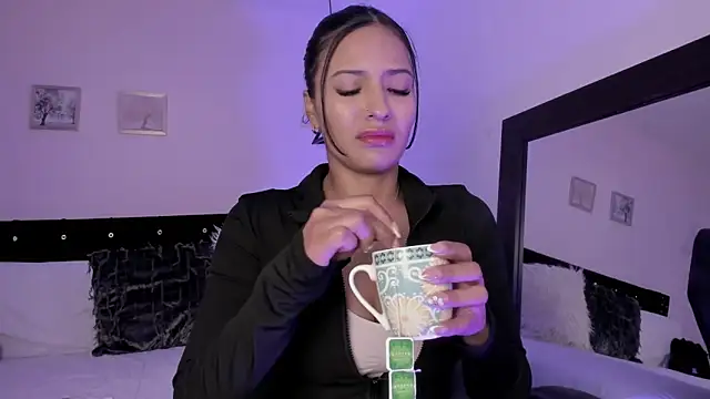 CeliWoods online show from September 30, 11:27 am