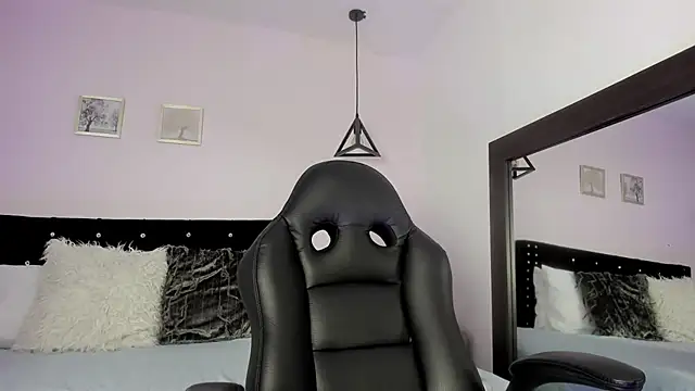 CeliWoods online show from September 24, 11:50 am