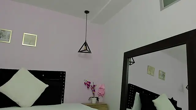 CeliWoods online show from March 8, 10:11 am