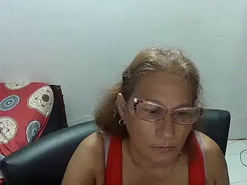 Snapshot of charrysexy1 chatting on December 9, 10:41 pm charrysexy1 online show from December 9, 10:41 pm
