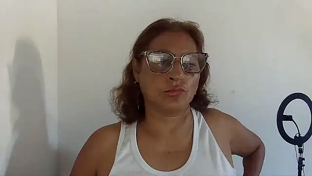 charrysexy1 online show from October 21, 11:42 am