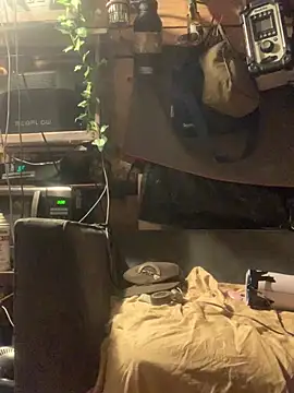 Snapshot of Likewise chatting on February 1, 12:25 pm Likewise online show from February 1, 12:25 pm