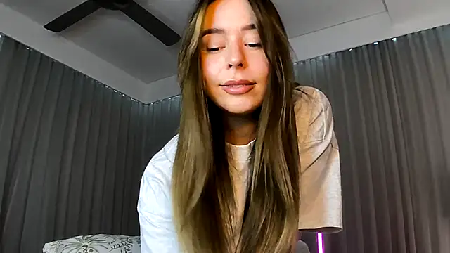 SashaJade  online show from January 14, 11:19 pm