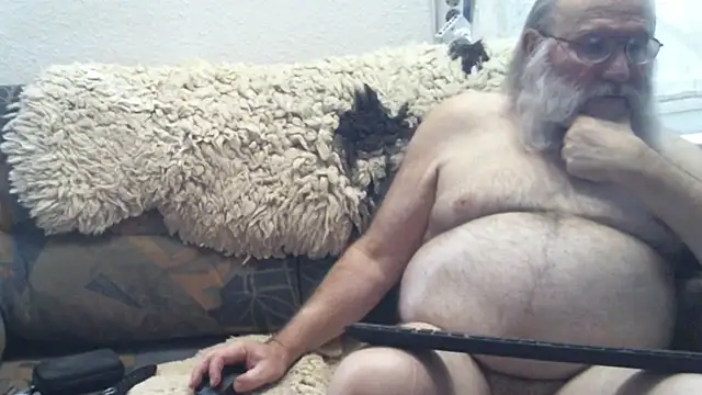 SexySantaC online show from October 21, 5:12 pm