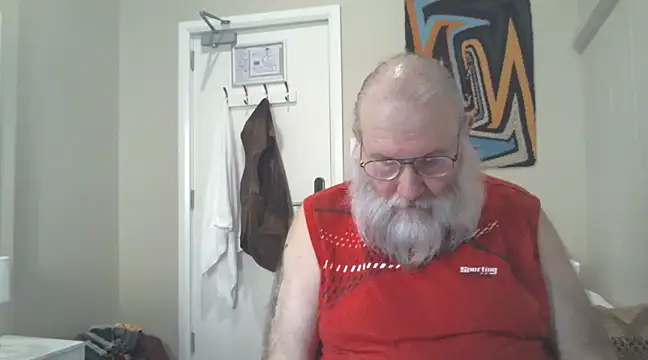 Snapshot of SexySantaC chatting on March 11, 4:51 am SexySantaC online show from March 11, 4:51 am