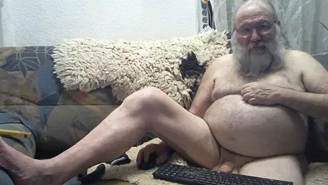 SexySantaC online show from October 29, 9:14 pm