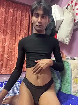 Snapshot of Sexyslimguyy chatting on May 20, 12:57 pm Sexyslimguyy online show from May 20, 12:57 pm