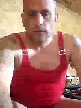 Snapshot of hardcok4u2abuse40 chatting on January 23, 3:48 am hardcok4u2abuse40 online show from January 23, 3:48 am