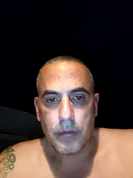 Snapshot of hardcok4u2abuse40 chatting on December 14, 6:13 am hardcok4u2abuse40 online show from December 14, 6:13 am
