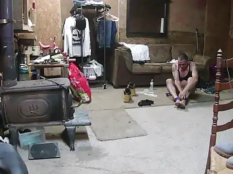 Snapshot of hardcok4u2abuse40 chatting on November 1, 9:25 am hardcok4u2abuse40 online show from November 1, 9:25 am