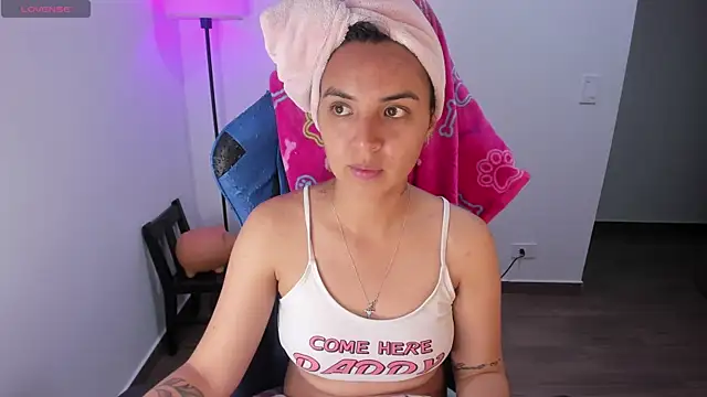 Miss Nicole online show from October 31, 1:35 am