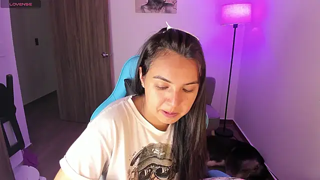 Miss Nicole online show from March 7, 1:16 pm