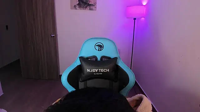 Miss Nicole online show from April 1, 1:41 am