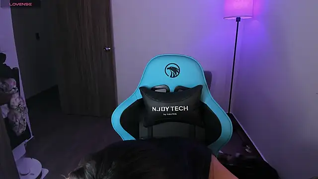 Miss Nicole online show from February 26, 1:49 am