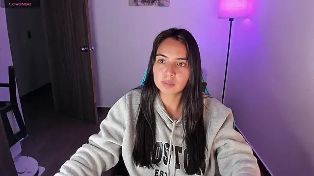 Miss Nicole online show from March 13, 2:38 am