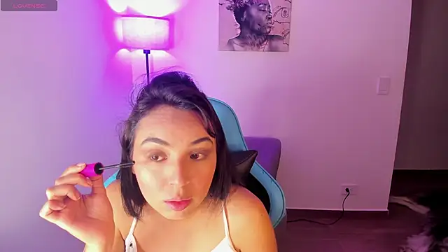 Miss Nicole online show from June 5, 1:10 am