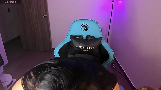 Miss Nicole online show from March 27, 12:30 am