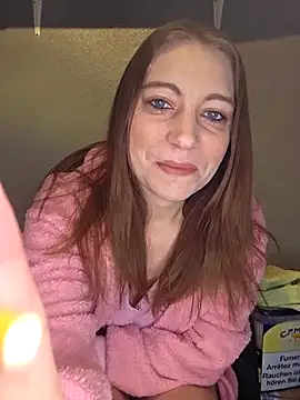 XLisaxx online show from March 28, 5:19 am