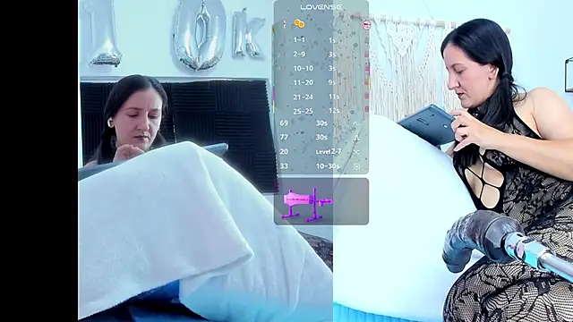 evaa rose online show from February 19, 3:42 pm