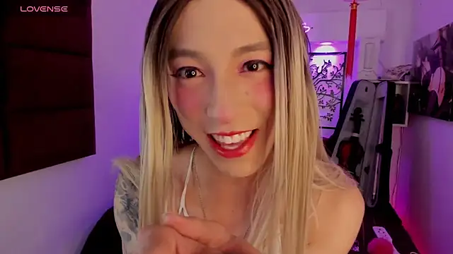 Snapshot of Yaki_Tai chatting on March 7, 7:27 pm Yaki Tai online show from March 7, 7:27 pm