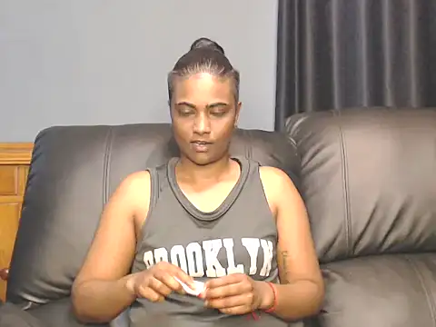 Dominate-stud online show from February 6, 11:06 am