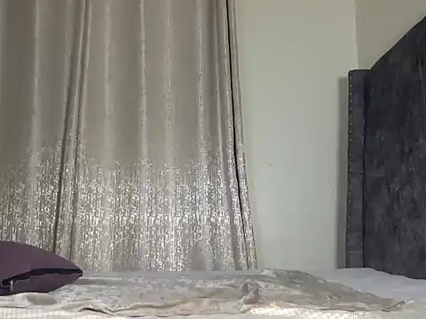 HarlotyQueen online show from November 9, 2:48 am