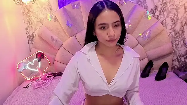  emma miller  online show from April 16, 11:22 am