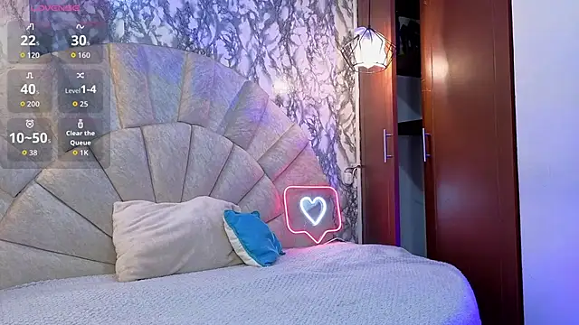  emma miller  online show from February 25, 10:59 am