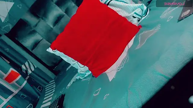 CharlotteBigCock online show from April 17, 2:31 pm