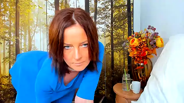 ViciousSiren online show from February 24, 11:11 am