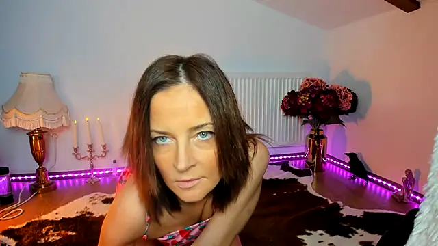 ViciousSiren online show from April 8, 3:24 pm