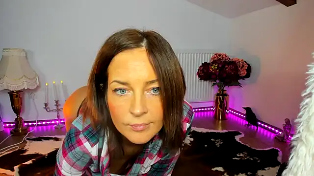 ViciousSiren online show from April 4, 7:09 pm