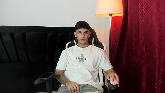 Evan stoner online show from September 25, 4:07 am