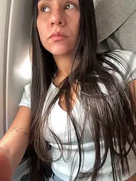 Snapshot of Reggie-Liam chatting on January 21, 1:21 pm Reggie-Liam online show from January 21, 1:21 pm