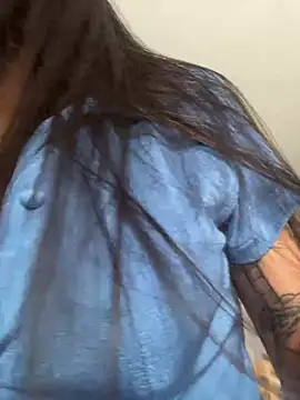 Snapshot of Reggie-Liam chatting on February 19, 8:31 pm Reggie-Liam online show from February 19, 8:31 pm