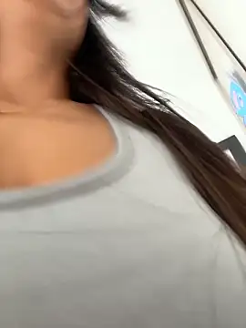 Reggie-Liam online show from December 2, 7:48 pm