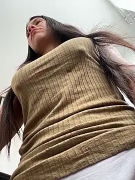 Reggie-Liam online show from April 17, 9:17 pm