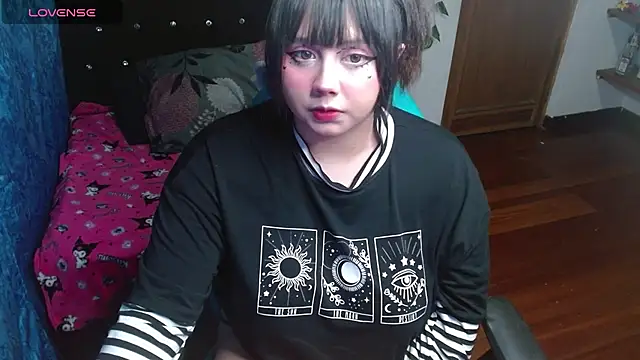 Snapshot of litlle_cat chatting on September 11, 5:29 am litlle cat online show from September 11, 5:29 am