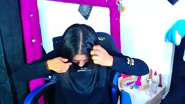 Jenng18 online show from April 11, 6:54 am