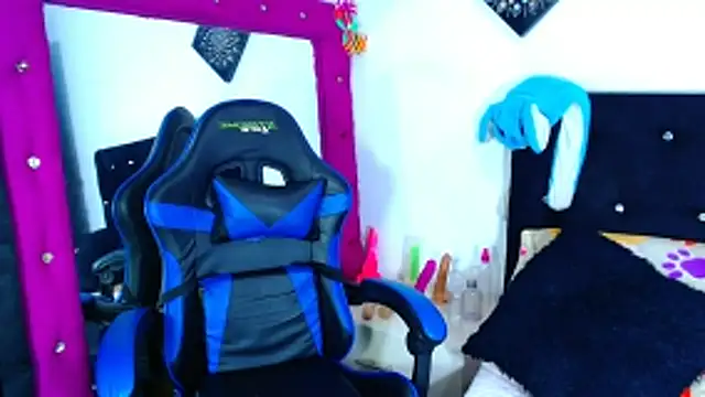 Jenng18 online show from April 4, 5:03 am