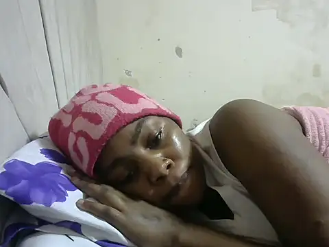 Snapshot of naughty_miami chatting on October 5, 7:59 pm naughty miami online show from October 5, 7:59 pm